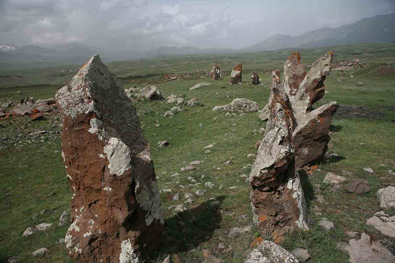 1280px-Zorats_Karer_Menhir4