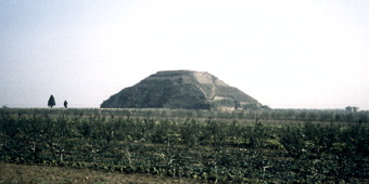 Chinese Pyramids 22