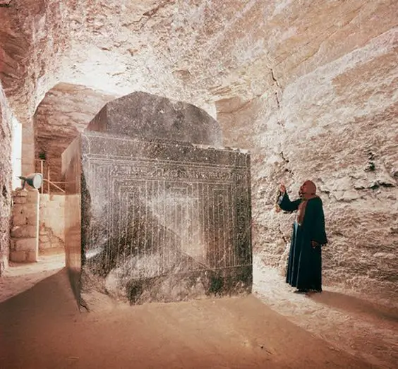 serapeum-at-saqqara