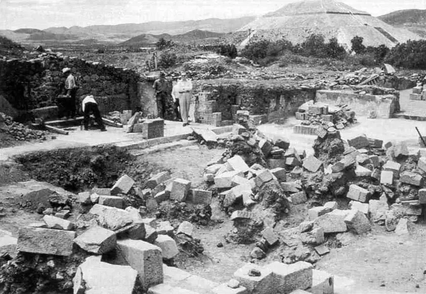 A rare image of the Quetzalpapalotl Palace-. Image Photographed in 1962